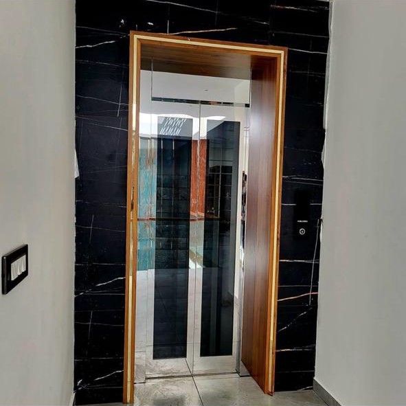 Industrial Goods Lift